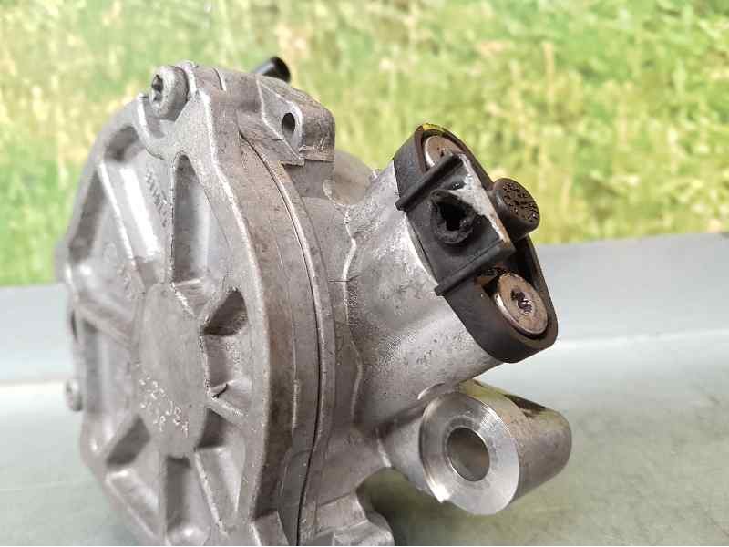 Recambio de depresor freno / bomba vacio para peugeot 308 1.6 16v e-hdi fap referencia OEM IAM 9804021880 1C12705A BOSCH