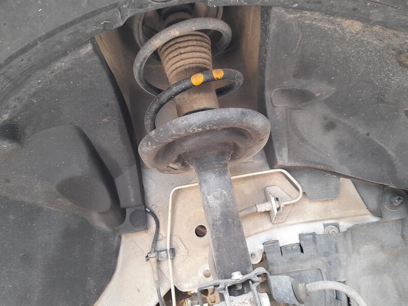 Recambio de amortiguador delantero derecho para dacia logan ii tce 90 lpg referencia OEM IAM 543022905R  