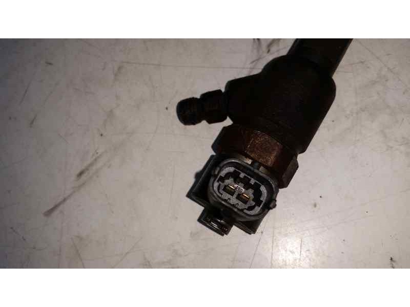 Recambio de inyector para fiat doblo (119) 1.3 16v multijet active com. (55kw) referencia OEM IAM 0445110183  BOSCH