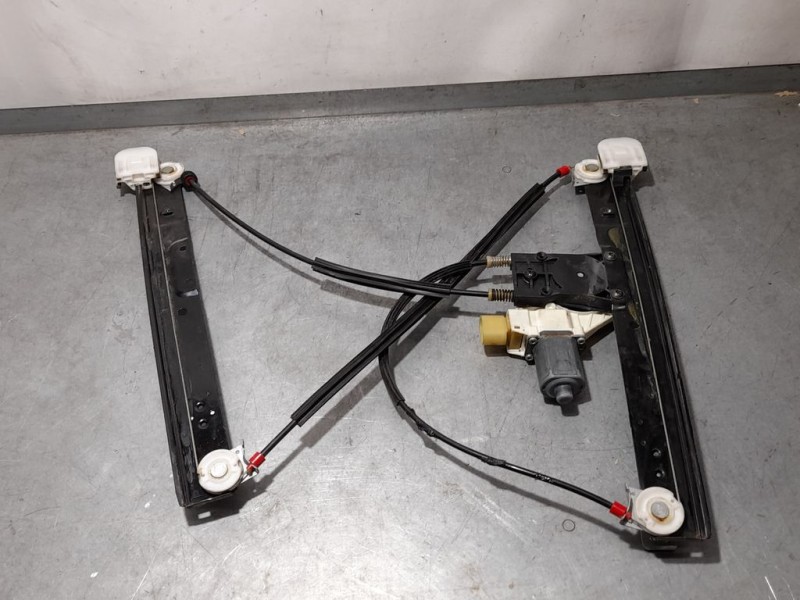 Recambio de elevalunas delantero derecho para ford mondeo ber. (ca2) ghia referencia OEM IAM SIN REF  ELECTRICO 6 PINES