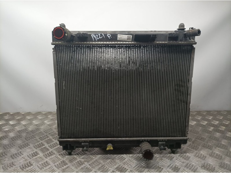 Recambio de radiador agua para toyota yaris active referencia OEM IAM 4221333853  