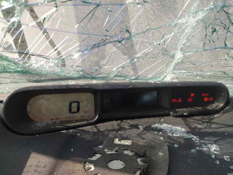 Recambio de cuadro instrumentos para citroën c3 picasso seduction referencia OEM IAM 6103SC  