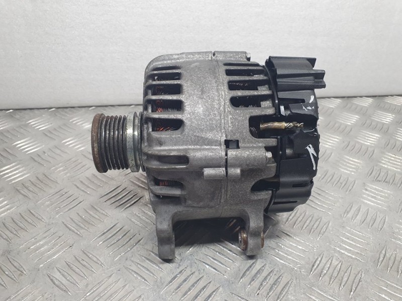 Recambio de alternador para audi a5 sportback (f5a) sport referencia OEM IAM 04L903024 2619999C 117050896