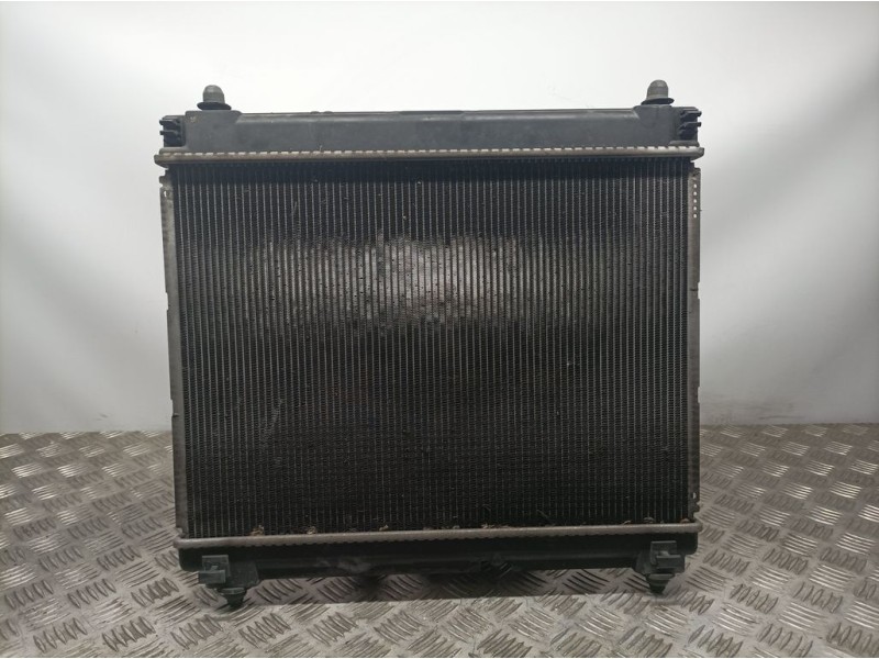 Recambio de radiador agua para toyota yaris active referencia OEM IAM 4221333853  