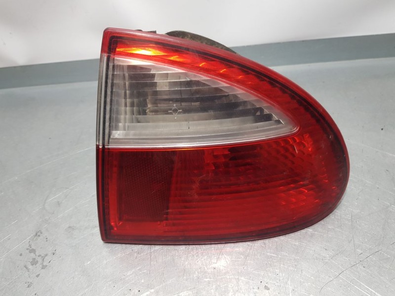 Recambio de piloto trasero derecho para seat leon (1m1) stella referencia OEM IAM 1M6945112 EXTERIOR 