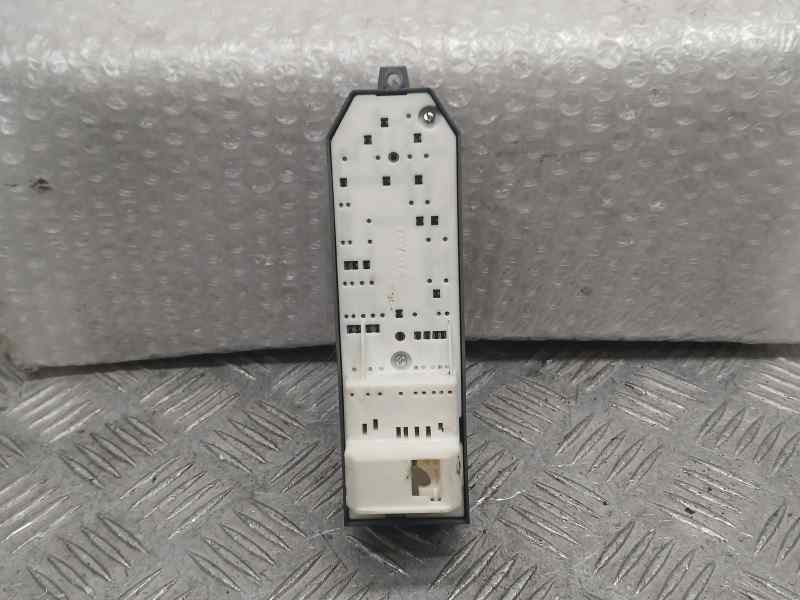 Recambio de mando elevalunas delantero izquierdo para toyota auris luna+ referencia OEM IAM 192835  