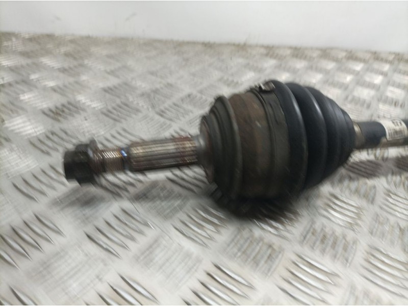 Recambio de transmision delantera derecha para toyota yaris active referencia OEM IAM 434100D180  