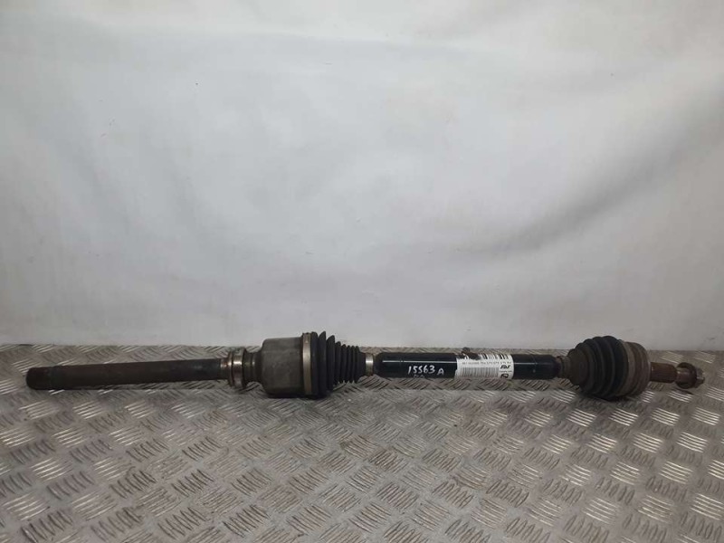 Recambio de transmision delantera derecha para peugeot 3008 gt line referencia OEM IAM 9811933980  