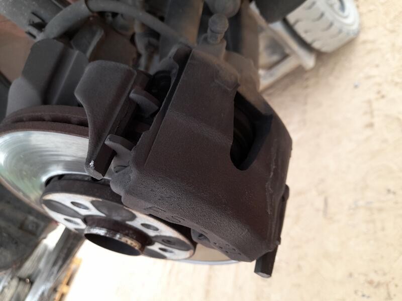 Recambio de pinza freno delantera derecha para seat ibiza iv (6j5, 6p1) 1.2 referencia OEM IAM 1K0615124D  