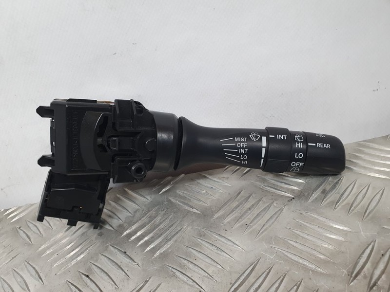 Recambio de mando limpia para toyota auris luna+ referencia OEM IAM 0241017F243  