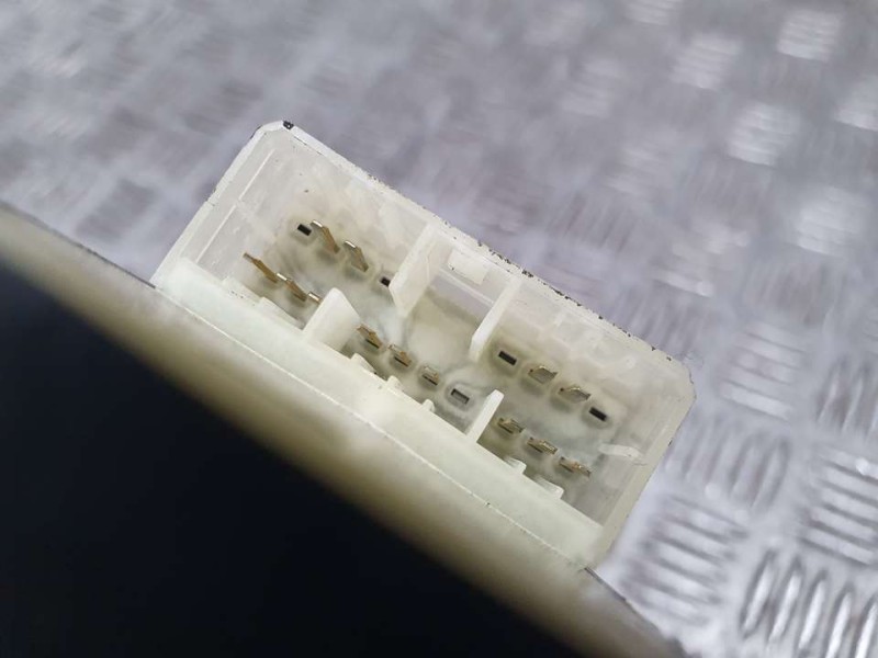 Recambio de mando elevalunas delantero izquierdo para fiat sedici (189) 2.0 multijet 16v emotion 4x4 referencia OEM IAM 64J20004