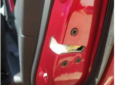 Recambio de cerradura puerta trasera derecha para mazda 2 lim. () black tech edition referencia OEM IAM D09L72310  