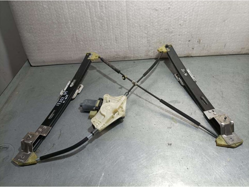 Recambio de elevalunas delantero derecho para seat leon (5f1) reference referencia OEM IAM 5F4837462D  ELECTRICO 2 PINS