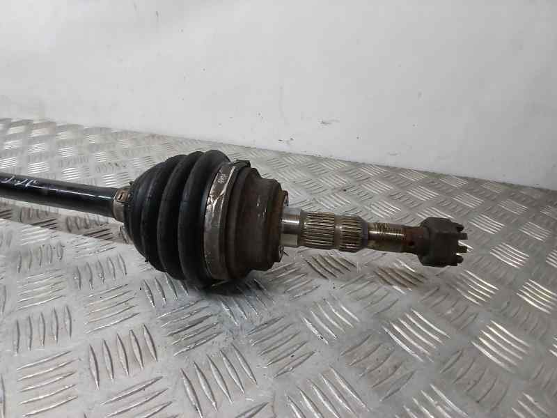 Recambio de transmision delantera derecha para opel astra g berlina club referencia OEM IAM 13243461  