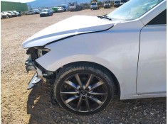 Recambio de aleta delantera izquierda para mazda 3 lim. () black tech edition referencia OEM IAM B45A52211B  