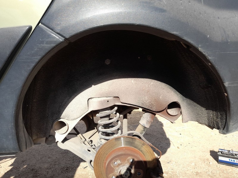 Recambio de plastico pase rueda tras. izq. para renault scénic i monospace (ja0/1_, fa0_) 1.9 dci rx4 referencia OEM IAM 7700436