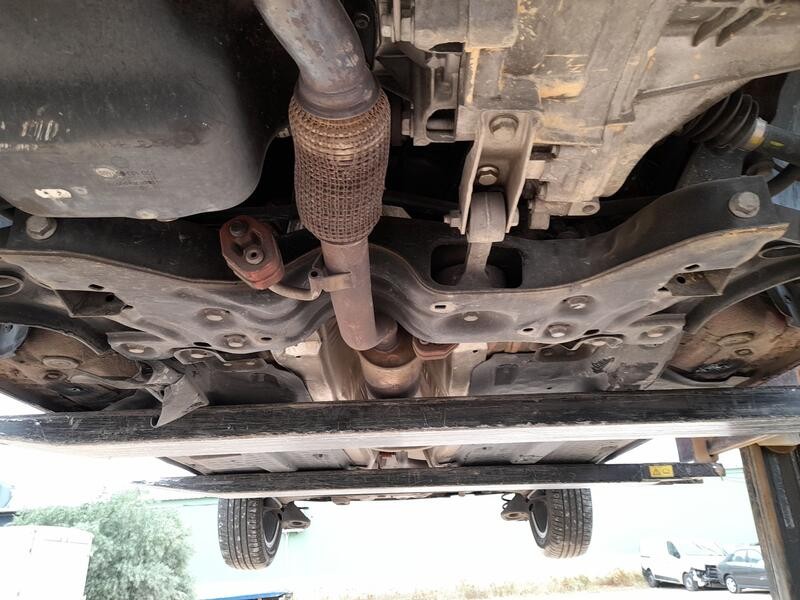 Recambio de puente delantero para seat ibiza iv (6j5, 6p1) 1.2 referencia OEM IAM 6R0199315AD  