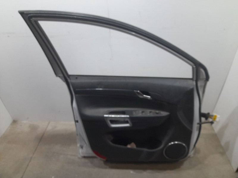 Recambio de puerta delantera izquierda para opel antara a (l07) 2.0 cdti referencia OEM IAM 95416993 TOCADA 