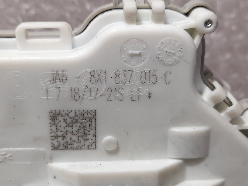 Recambio de cerradura puerta delantera izquierda para audi a5 sportback (f5a) sport referencia OEM IAM 8X1837015  