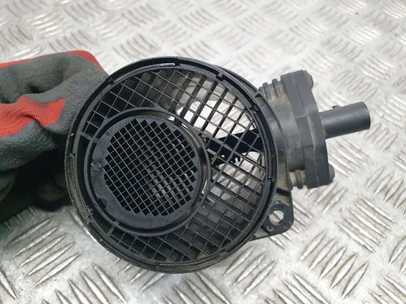 Recambio de caudalimetro para volkswagen touareg (7la) tdi v10 referencia OEM IAM 074906461B 0281002461 BOSCH