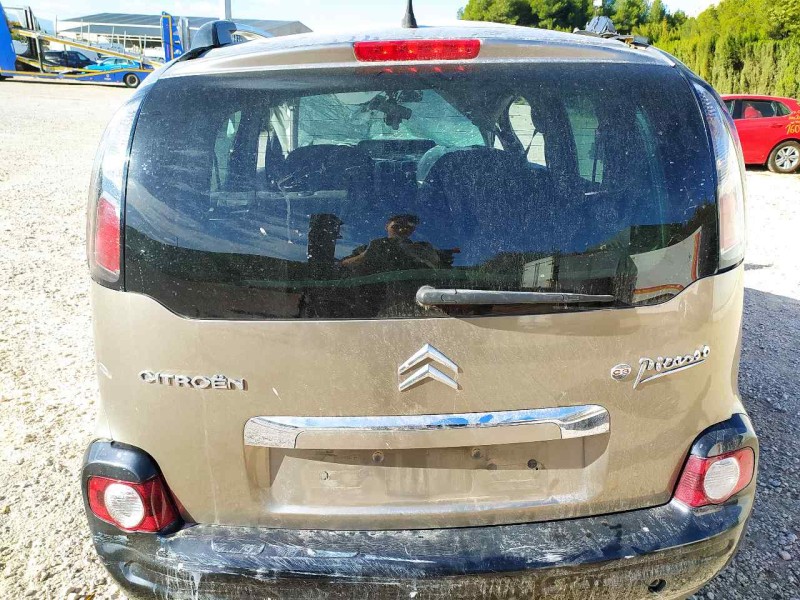 Recambio de porton trasero para citroën c3 picasso seduction referencia OEM IAM 8701AQ  