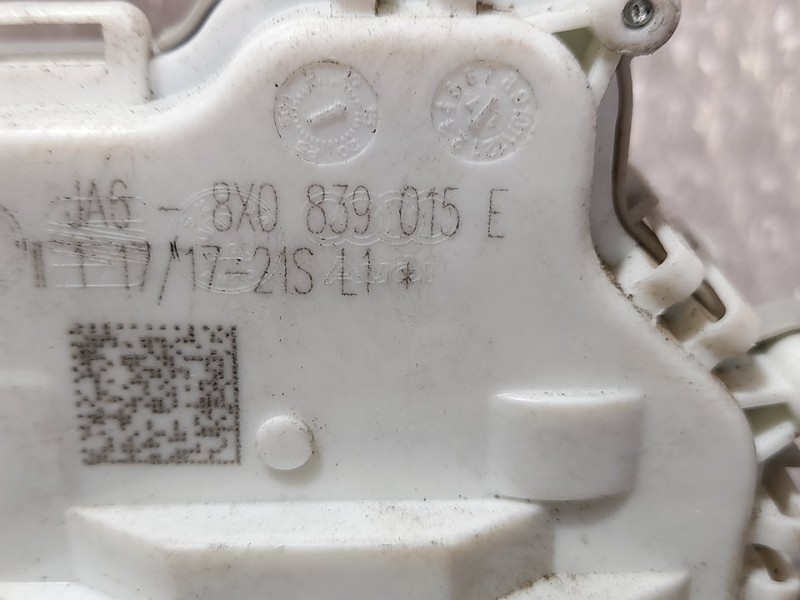 Recambio de cerradura puerta trasera izquierda para audi a5 sportback (f5a) sport referencia OEM IAM 8X0839015E  