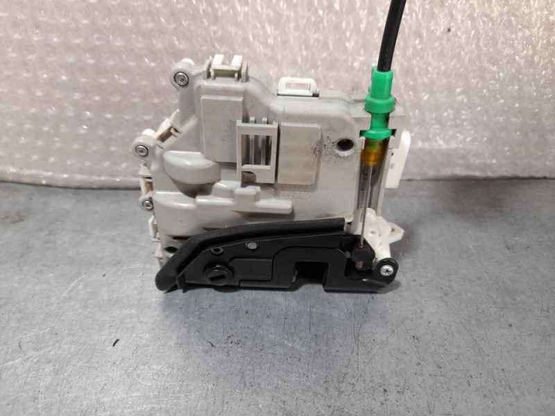 Recambio de cerradura puerta trasera izquierda para audi a5 sportback (f5a) sport referencia OEM IAM 8X0839015E  