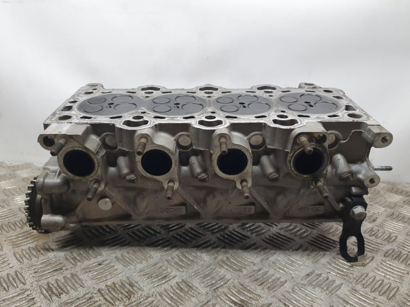 Recambio de culata para hyundai ix35 classic 2wd referencia OEM IAM KAK0218511  