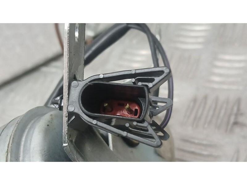 Recambio de motor limpia trasero para ford fiesta berl./courier surf referencia OEM IAM 89FG17K441A2A  