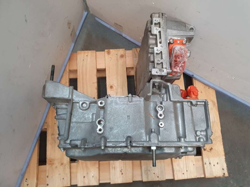 Recambio de convertidor para smart fortwo coupe electric drive / eq pull&bear (453.391) referencia OEM IAM 296G99321R 290039716R