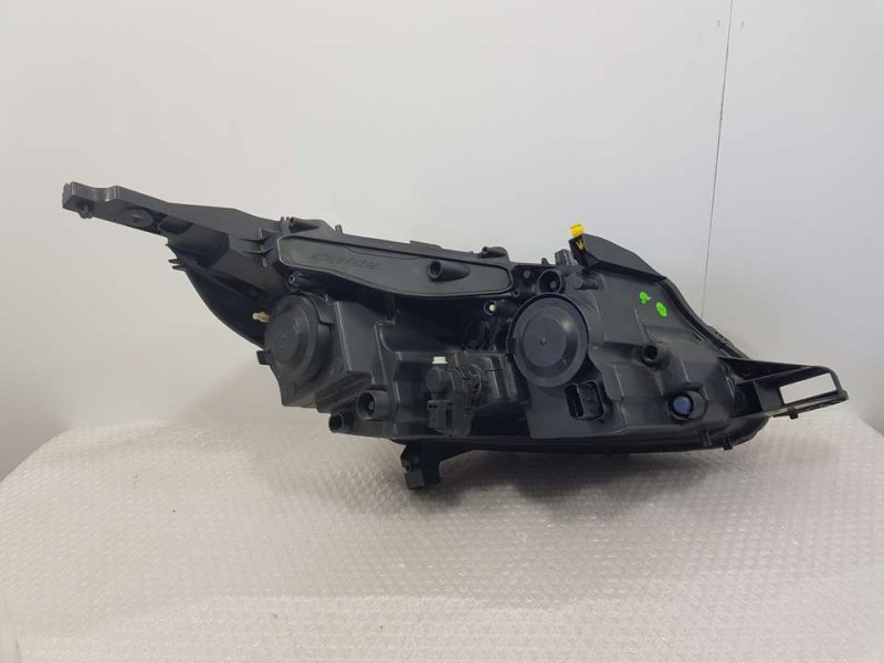 Recambio de faro izquierdo para peugeot 2008 (--.2013) gt line referencia OEM IAM 9814749080 90091439 VALEO