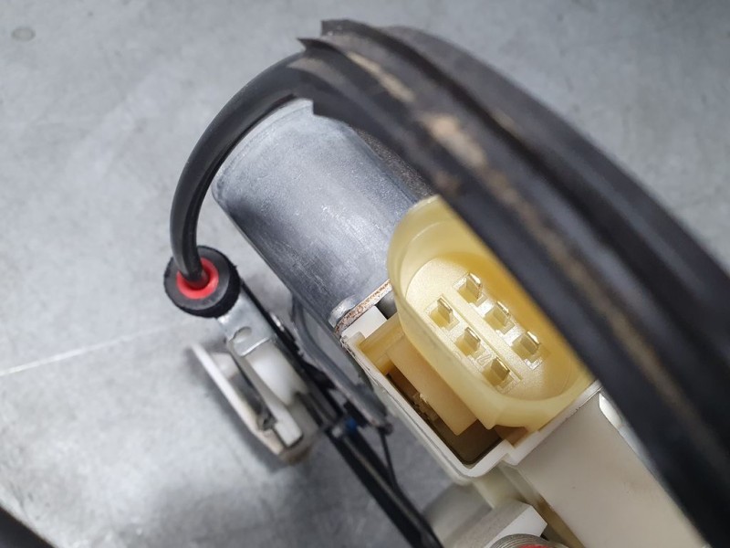 Recambio de elevalunas trasero izquierdo para ford s-max (ca1) trend referencia OEM IAM 1881213  ELECTELECTRICO 6 PINS