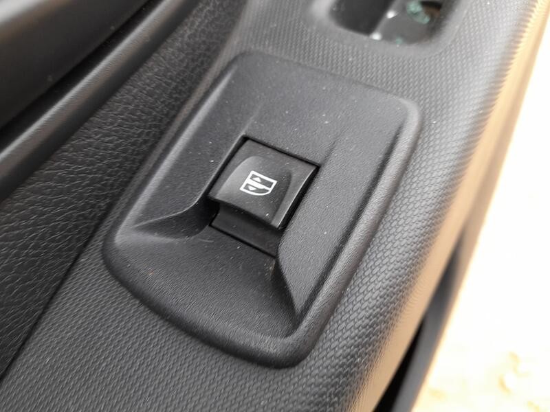 Recambio de mando elevalunas delantero derecho para dacia logan ii tce 90 lpg referencia OEM IAM 254217475R  