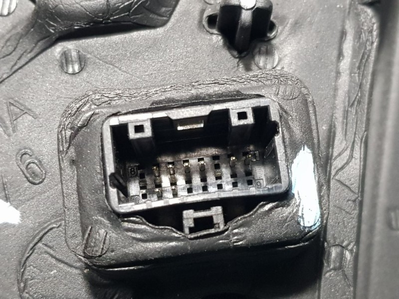 Recambio de retrovisor derecho para renault laguna grandtour iii dynamique referencia OEM IAM   ELECTRICO 8 PINS