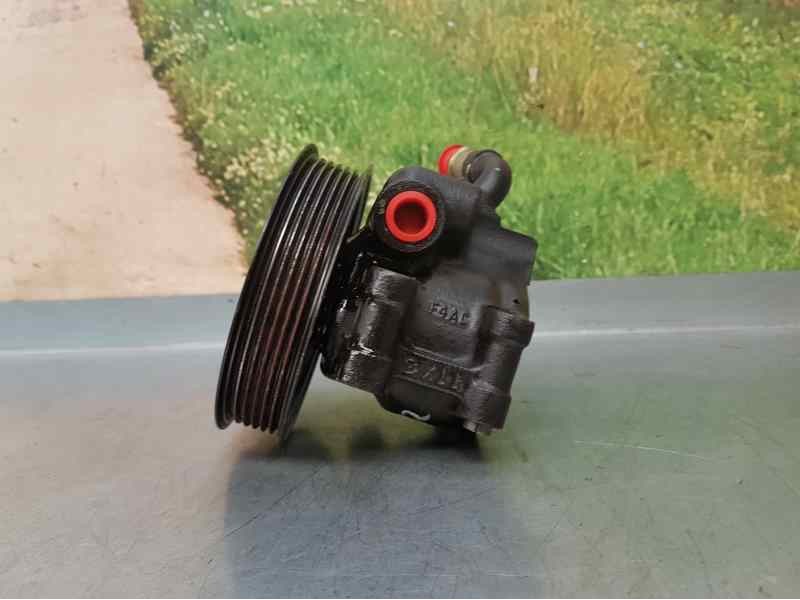 Recambio de bomba direccion para ford focus berlina (cak) ambiente referencia OEM IAM HBDJC 2MB1303 