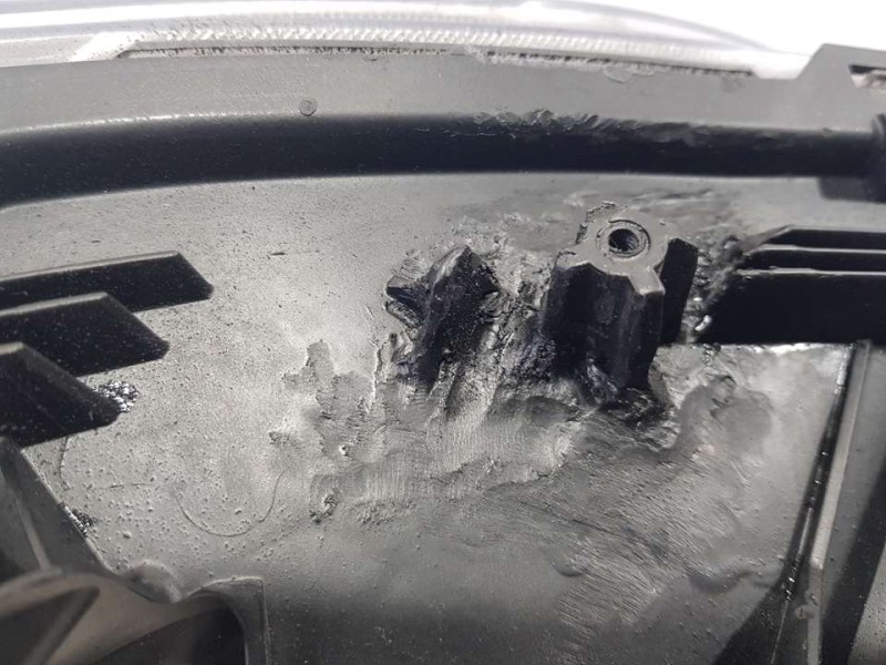 Recambio de faro izquierdo para peugeot 2008 (--.2013) gt line referencia OEM IAM 9814749080 90091439 VALEO