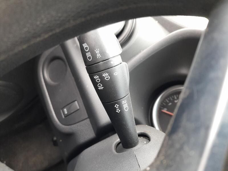 Recambio de mando luces y limpia para dacia logan ii tce 90 lpg referencia OEM IAM 255401303R 255401303R LUCES  8201168003 LIMPI