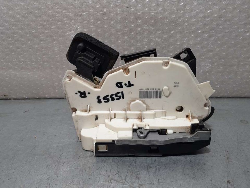 Recambio de cerradura puerta trasera derecha para volkswagen polo (6c1) bluemotion referencia OEM IAM 6R4839016A  7 PINES