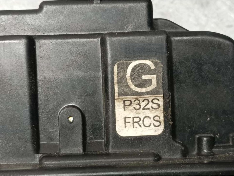 Recambio de cerradura puerta delantera derecha para renault kadjar business referencia OEM IAM P32SFRCS  ELECTRICA 3 PINS