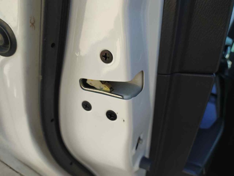 Recambio de cerradura puerta trasera izquierda para mazda 3 lim. () black tech edition referencia OEM IAM BHN973310B  