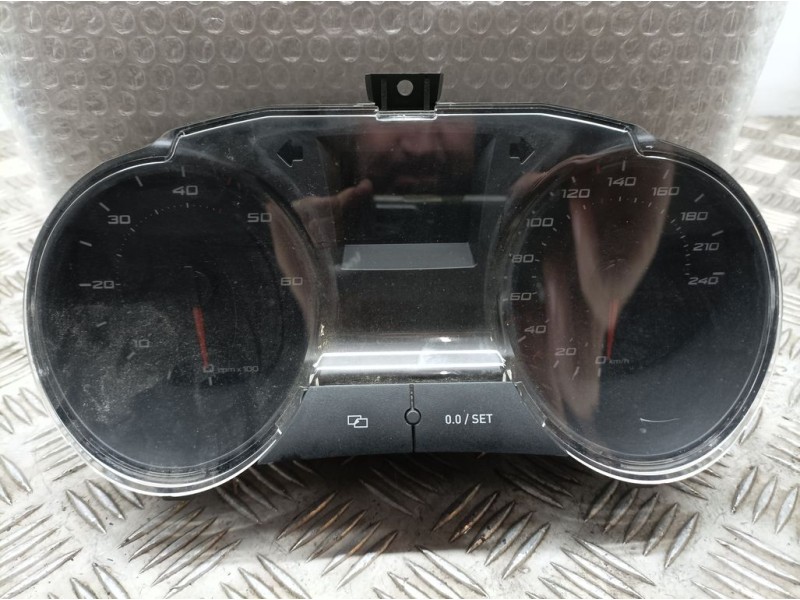 Recambio de cuadro instrumentos para seat ibiza (6j5) stylance / style referencia OEM IAM 6J0920801A A2C53349080 VDO