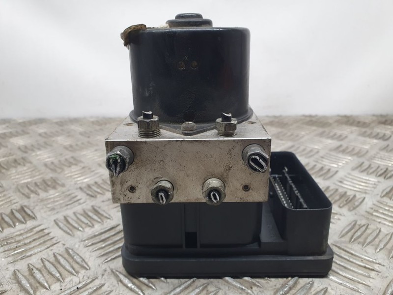 Recambio de abs para ford focus lim. (cb4) trend referencia OEM IAM 8M512C405AA 1002060322 ATE