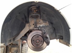 PLASTICO PASE RUEDA DEL. DCH. 638409196R 