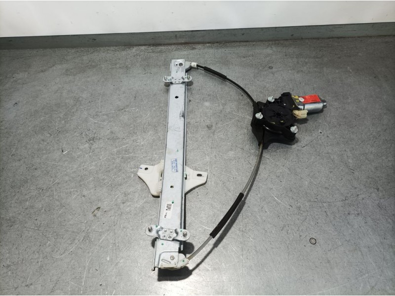 Recambio de elevalunas delantero izquierdo para hyundai i10 style referencia OEM IAM 82450B4000 F00S1W2025 BOSCH ELECTRICO 2 PIN