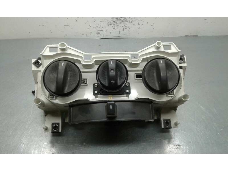 Recambio de mando calefaccion / aire acondicionado para fiat punto berl. (176) referencia OEM IAM   