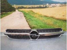 Recambio de rejilla delantera para opel vectra c berlina comfort referencia OEM IAM 13103966  