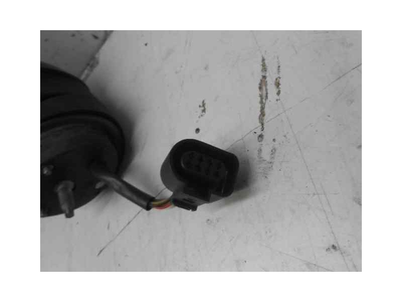 Recambio de retrovisor izquierdo para seat leon (1p1) reference referencia OEM IAM  TOCADO ELECTRICO 7 CABLES