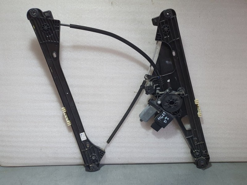 Recambio de elevalunas delantero izquierdo para peugeot 3008 gt line referencia OEM IAM 9810488980  ELECTRICO 6 PINES