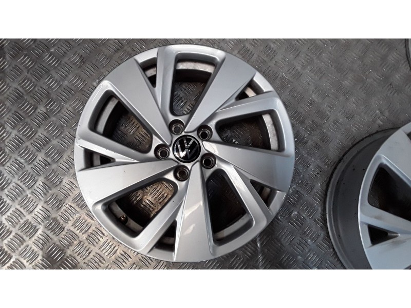 Recambio de juego llantas aluminio para volkswagen taigo (cs1) 1.0 tsi referencia OEM IAM 6X16 5 TORN ET35 ALUMINIO 