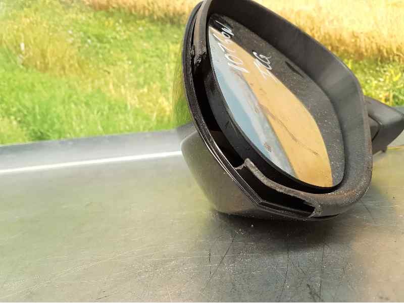 Recambio de retrovisor izquierdo para seat leon (1p1) emocion referencia OEM IAM  5 CABLES TOCADO-ELECTRICO